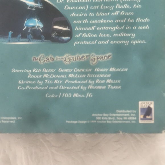 VTG VHS#SV10716 The Cat From Outer Space - Picture 4 of 6
